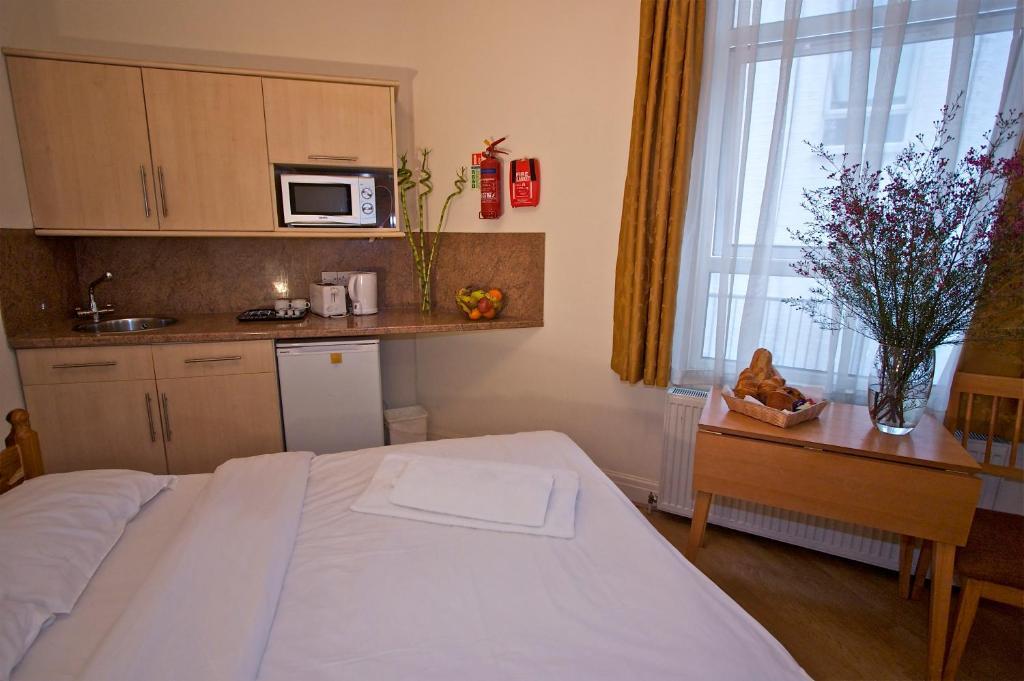 Park View Hotel London Bilik gambar