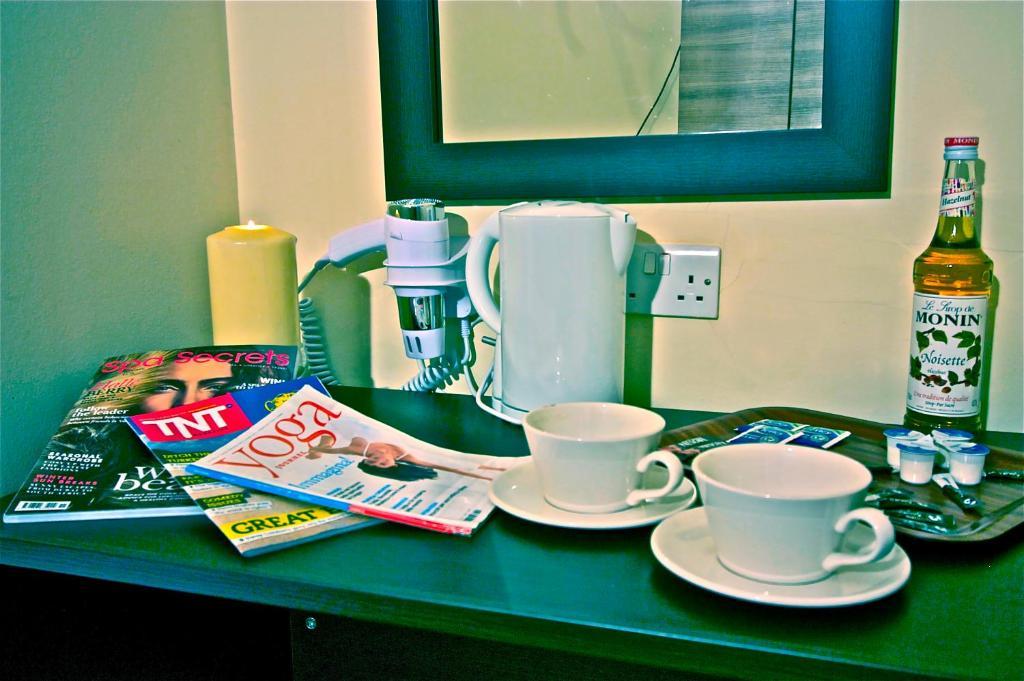 Park View Hotel London Bilik gambar